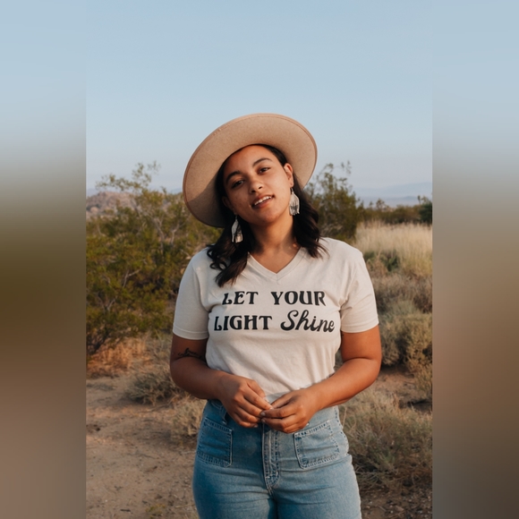 Let Your Light Shine Tee - Picture 2 of 3